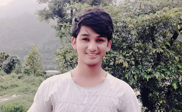 गजल : घमण्ड गर्नु पुर्ब यो कुरा सम्झिनु पर्छ