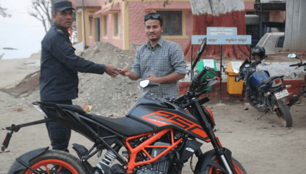 काठ्माण्डौको ठमेल बाट हराएको बाइक सल्यानमा फेला पर्यो