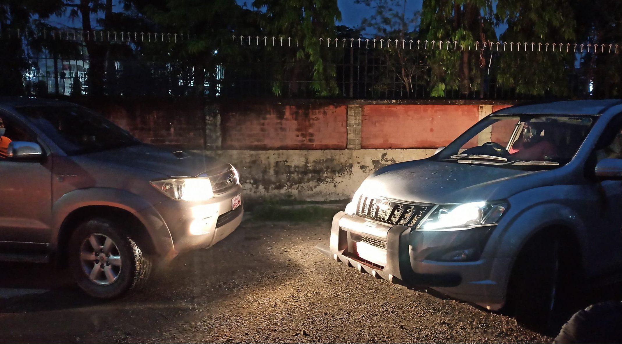 कांग्रेस कार्यवहाक सभापति र विराटनगरका मेयरको गाडी कोडिभ बिरामीको सेवामा