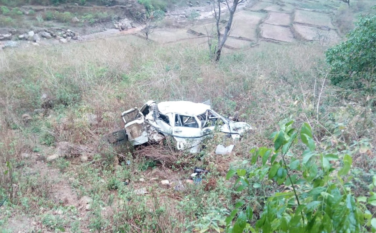 दाङमा जिप दुर्घटना, चालकको मृत्यु