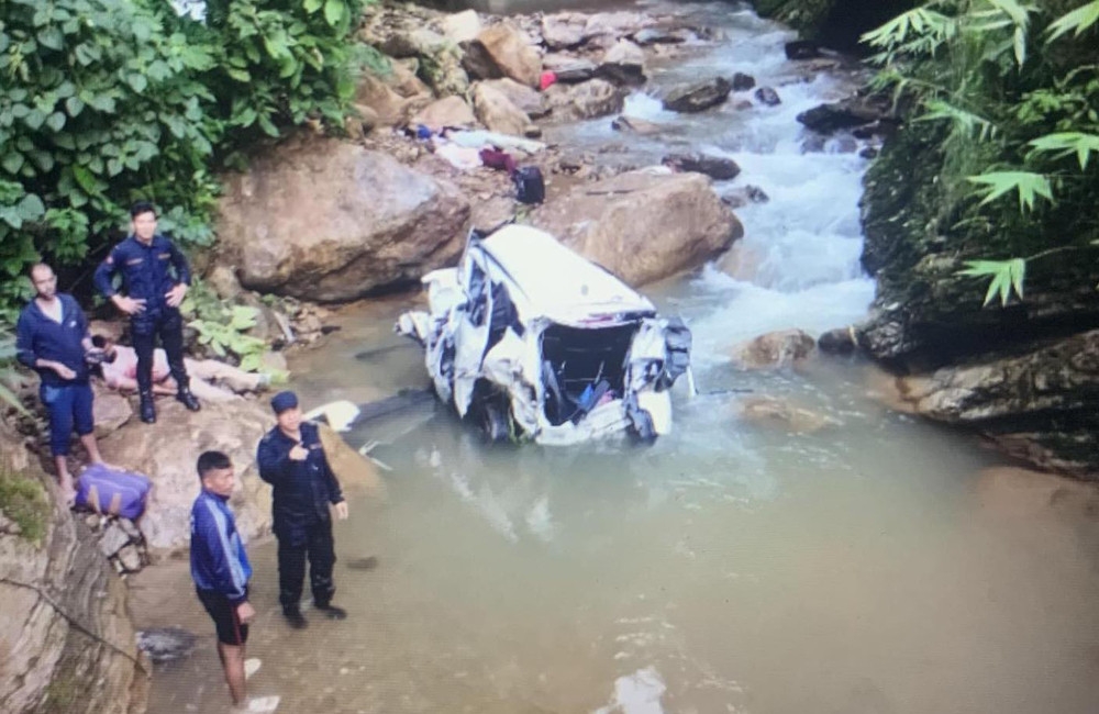 पाल्पाको रानीमहल जाँदै गरेको जिप दुर्घटना : ६ जनाको मृत्यु, चालक घाइते
